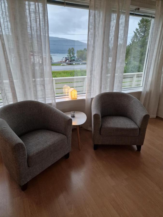 Warm And Cozy Cottage, Great Location Kvaloya Kültér fotó